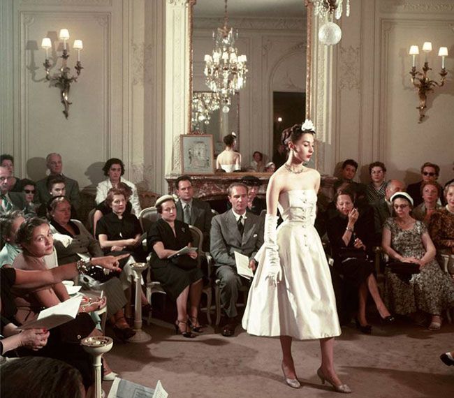 Pozrite si prehliadku Christian Dior z roku 1949!