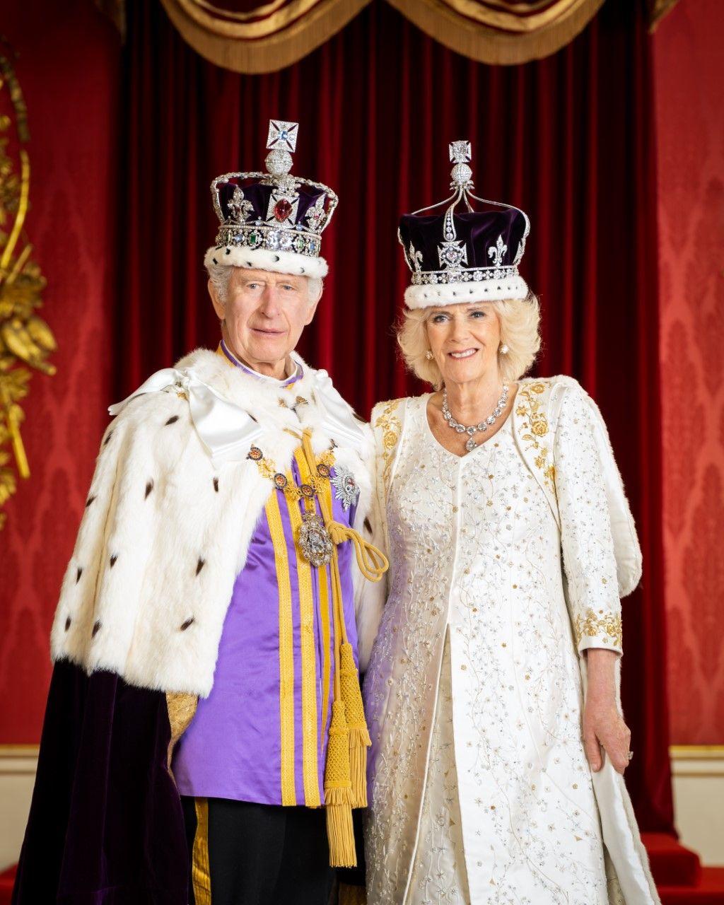 Fotografie nafotil fotograf Hugo Burnand v Buckinghamskom paláci v deň korunovácie, 6. mája.