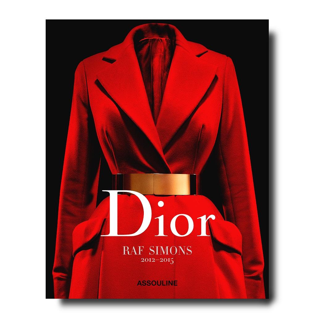 Nová kniha vo svete módy: Dior by Raf Simons