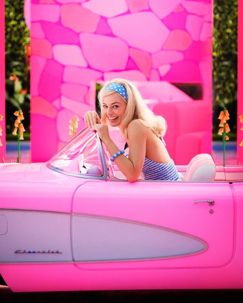 Herečka Margot Robbie ako filmová Barbie 