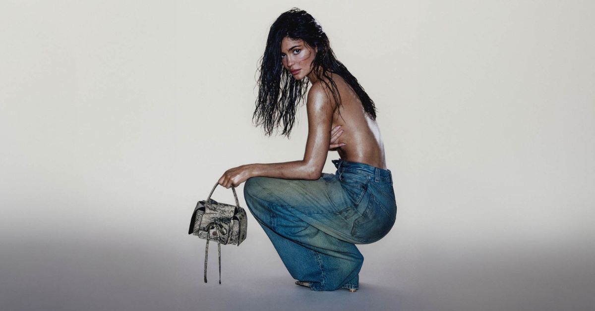 Kylie Jenner tvárou novej kampane Acne Studios