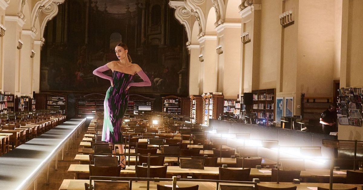 Zuzana Kubíčková v nové kolekci Couture 2024 zkoumá hranice práce se siluetou