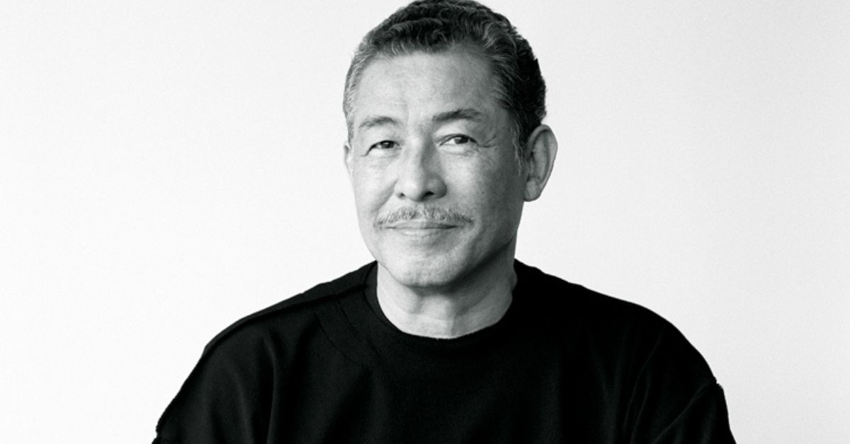 Vo veku 84 rokov zomrel japonský módny návrhár Issey Miyake