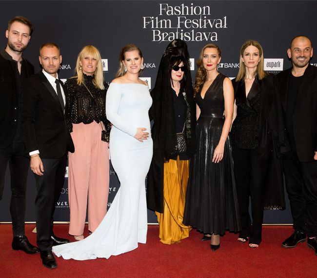Víťazom súťaže filmových tvorcov na Fashion Film Festivale ASVOFF Bratislava sa stal Jakub Gulyás