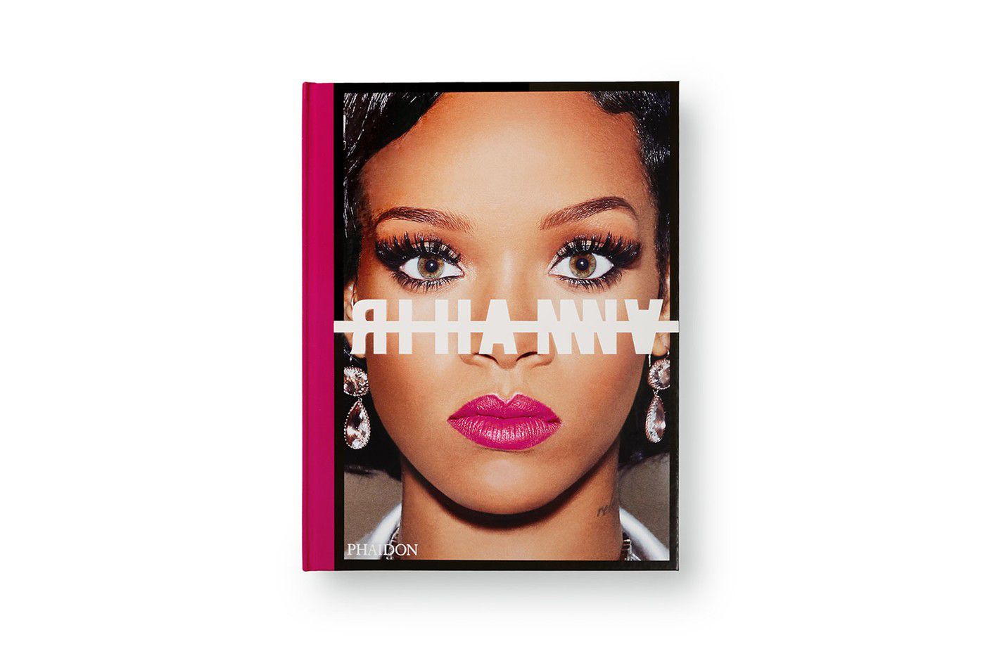 Rihanna vydáva svoju autobiografiu
