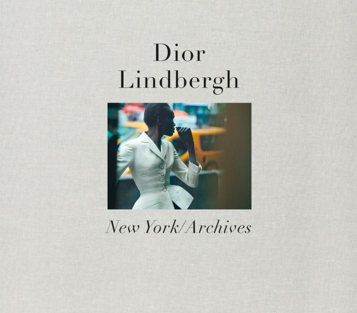 Kniha Dior venovaná Petrovi Lindbergovi