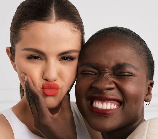 Selena Gomez uviedla vlastnú značku kozmetiky