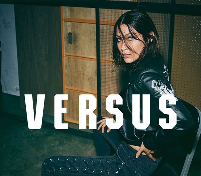 Bella Hadid v kampani Zayn Malik x Versus Versace